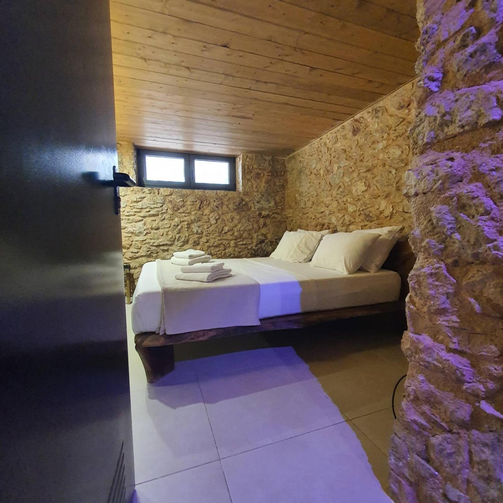Sea View Garden Suites Piräus Exterior foto
